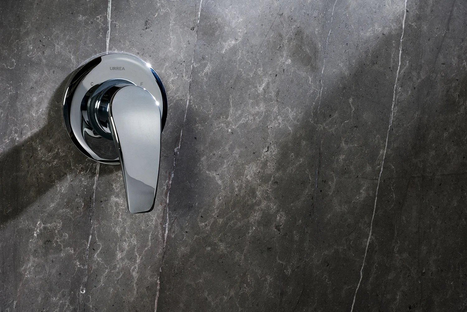 YAZ® Single-lever bath/shower mixer trim — Courtesy of URREA