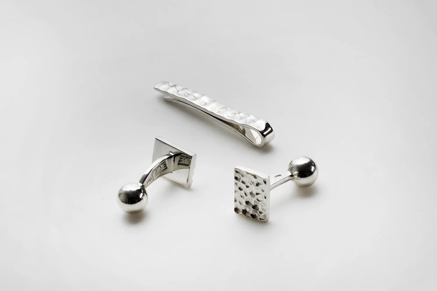 Tiecli and Cufflinks XARIEN