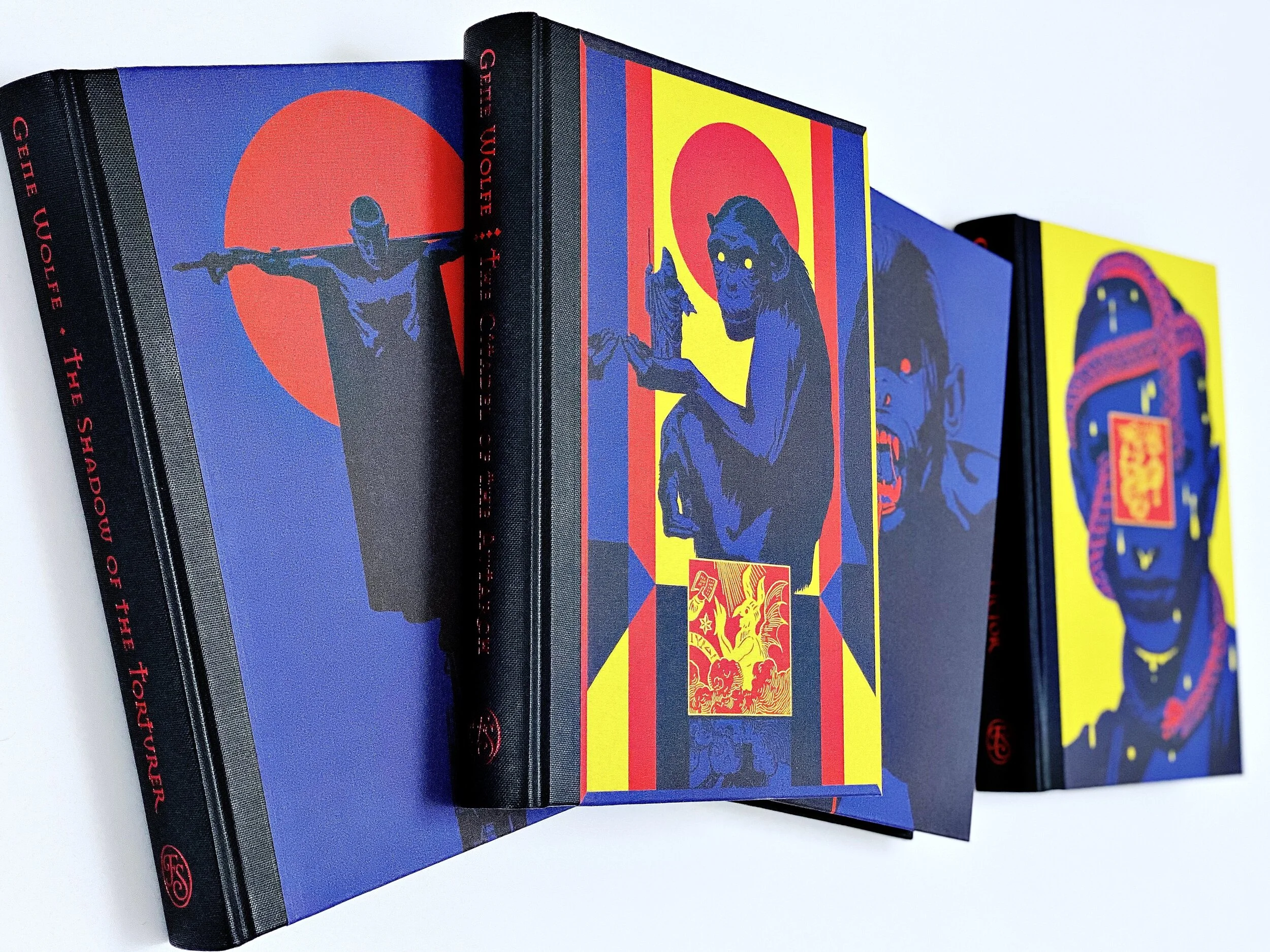 Of Wolfs, Ghouls and The Book of the New Sun