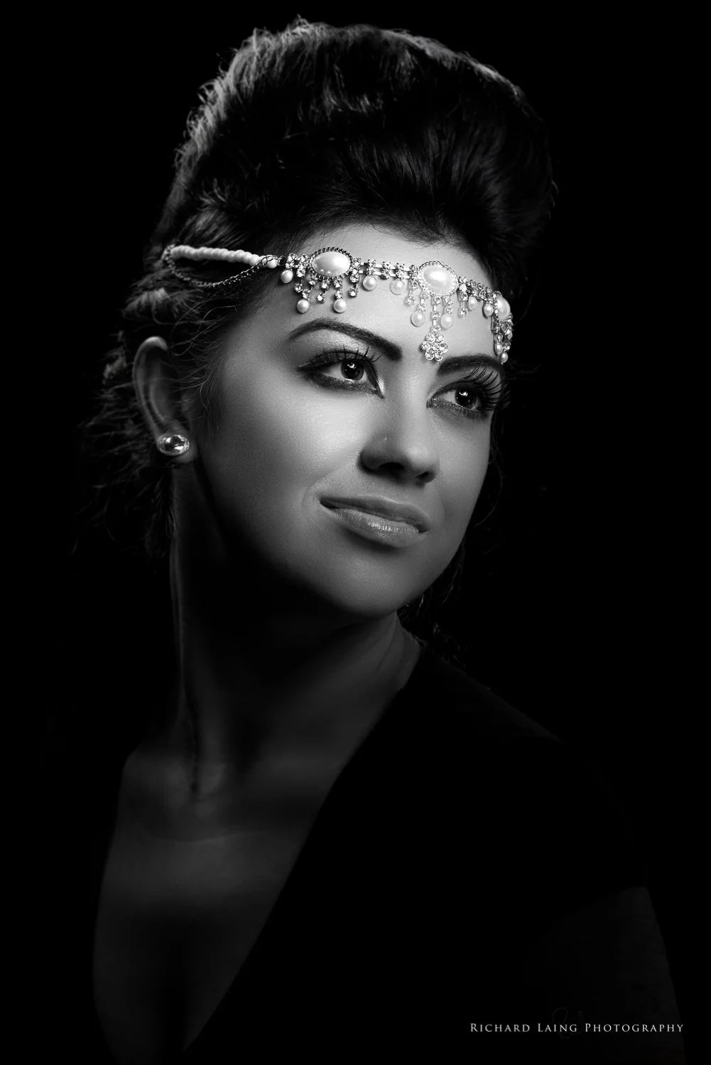 Portrait_by_RichardLaing-1-2.jpg