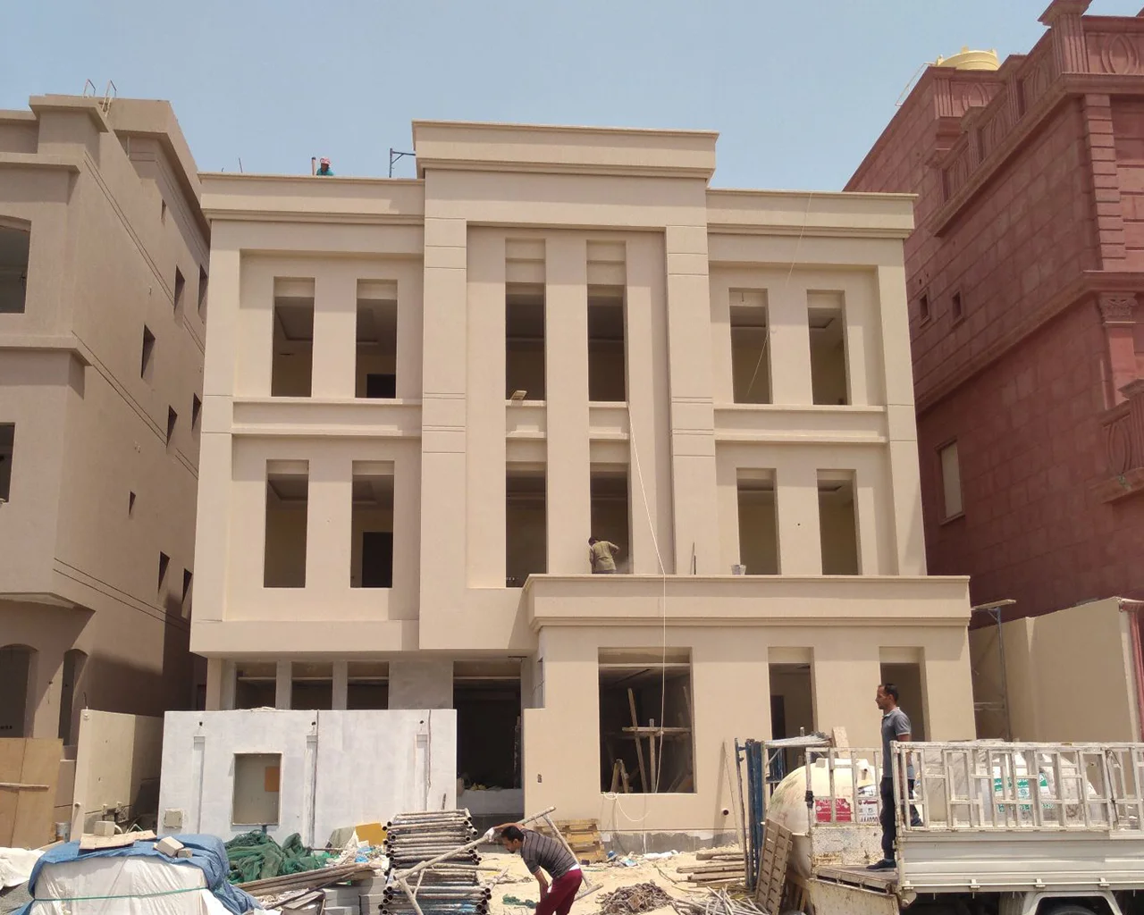 PLOT 369 - Front Elevation - 1280 X 1024.jpg