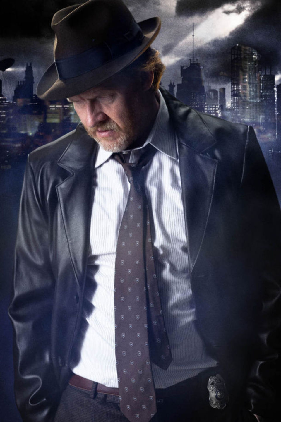 gotham-harvey-bullock-610x916jpg-0a5630_960w.jpg