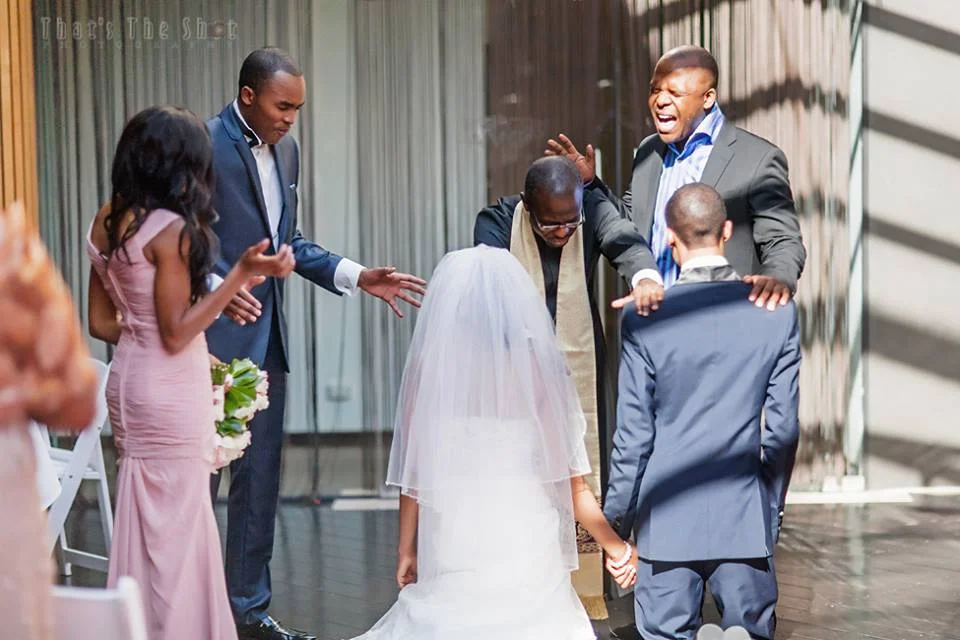 Wedding at Brighton Savoy reception. Photography by Melbourne Wedding Photographer.