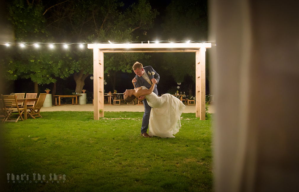 Melbourne Wedding Photographer www.ThatsTheShot.com.au That's The Shot×