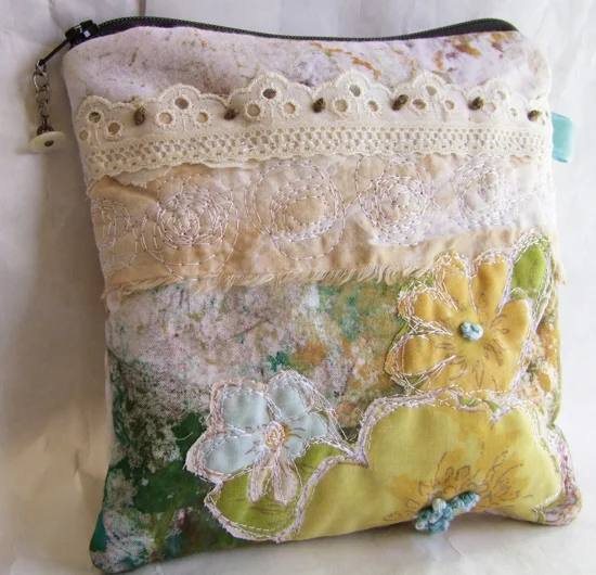 FlowerPouch1.jpg
