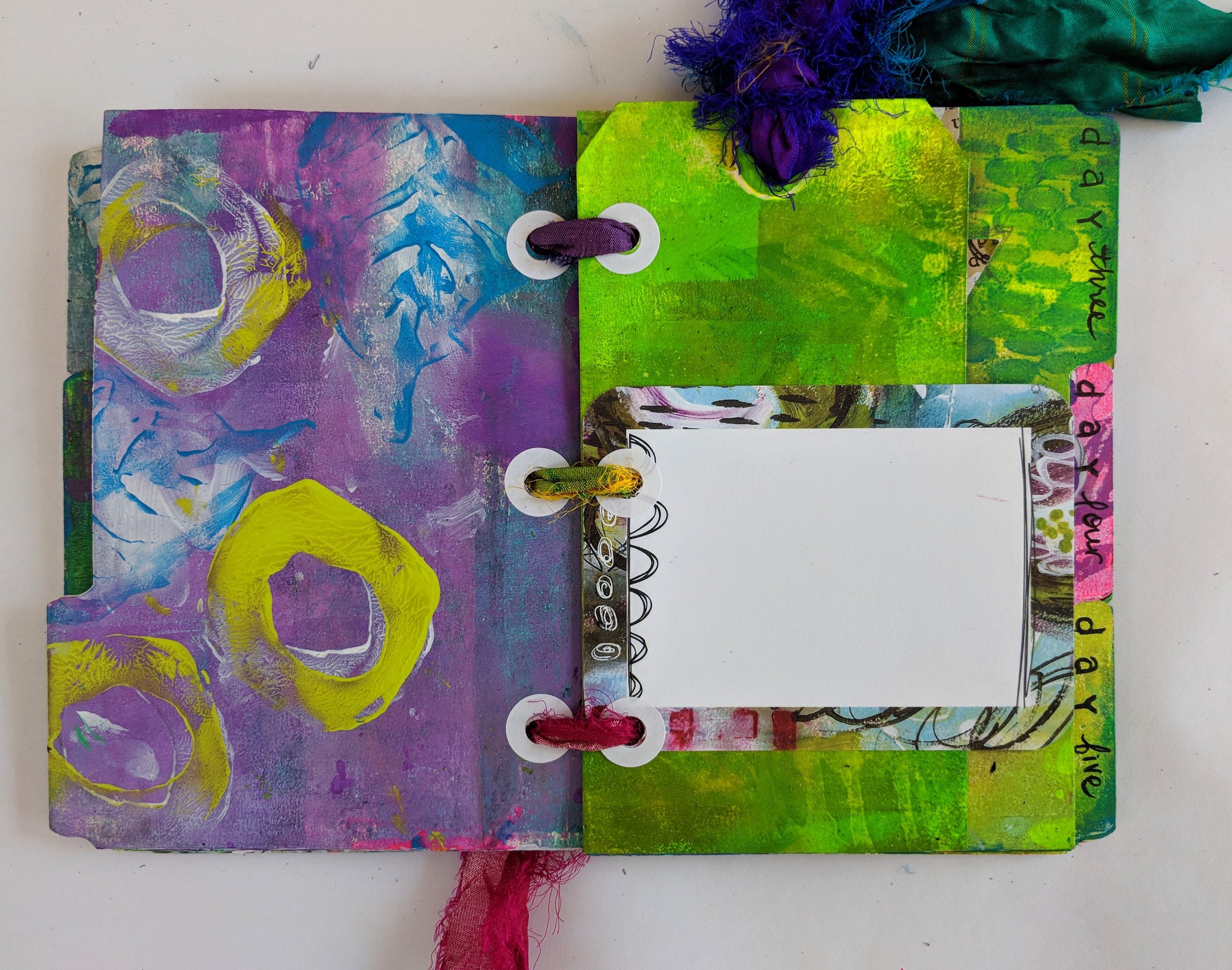 Tutorial making an Art Gratitude Art journal