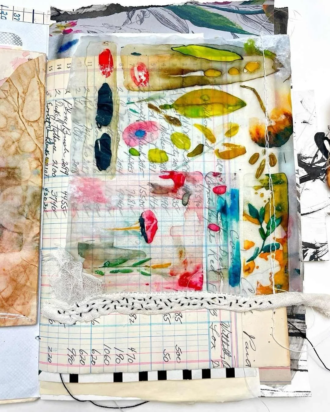 It&rsquo;s August and in @TheRobensNest we are playing with photo transfer and ways to mix them into your art journals and book making process. 🩷 🪡
⠀⠀⠀⠀⠀⠀⠀⠀⠀
Have fun Nesters! 🪺
