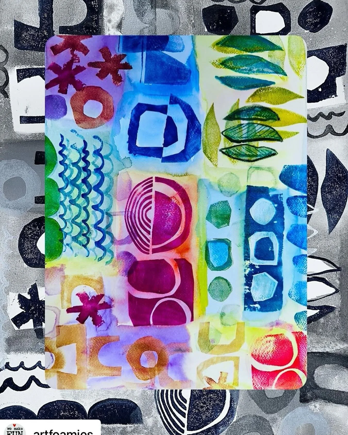 @artfoamies Black and white or full color!? How about both?! ArtFoamies from @robenmarie are beautiful, bold and made for making! #artfoamies #mixedmediaaf