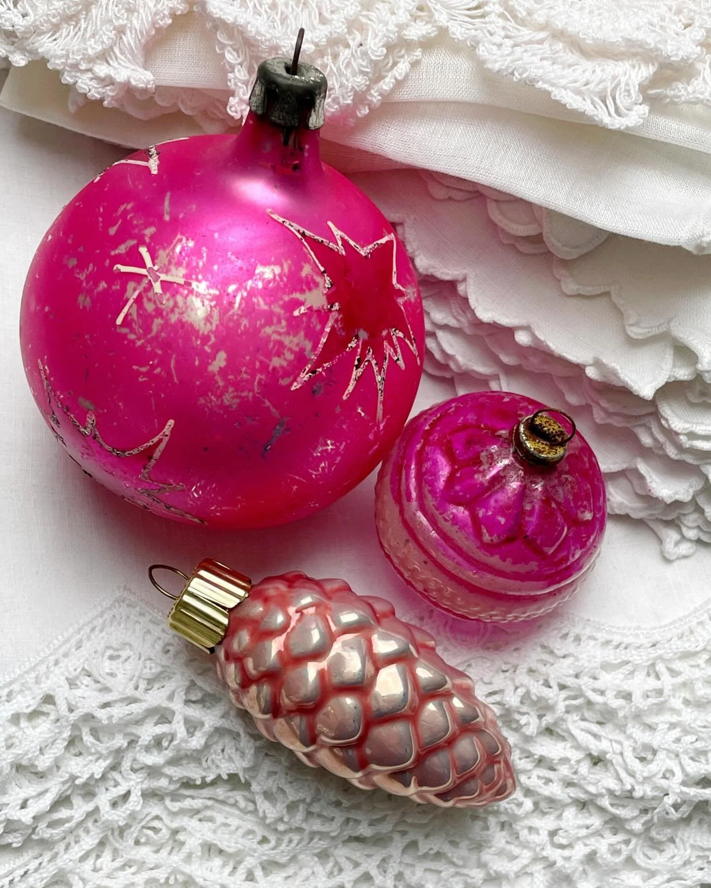 Vintage pink ornaments for the win! 💕