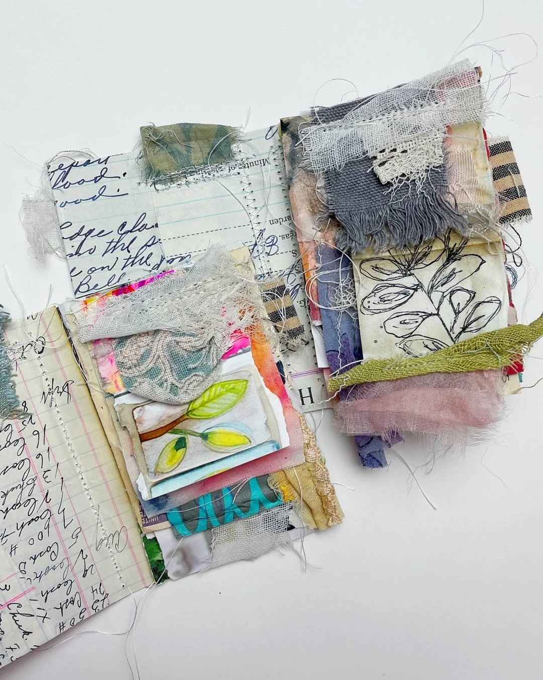 Nest Bingo prizes for November/December are ready. 🪺✨

These sweet little handmade mini books are heading to a few lucky Nest Bingo winners.
⠀⠀⠀⠀⠀⠀⠀⠀⠀
Each one is layered with fabric scraps, vintage paper bits, stitching, and tiny details that make 