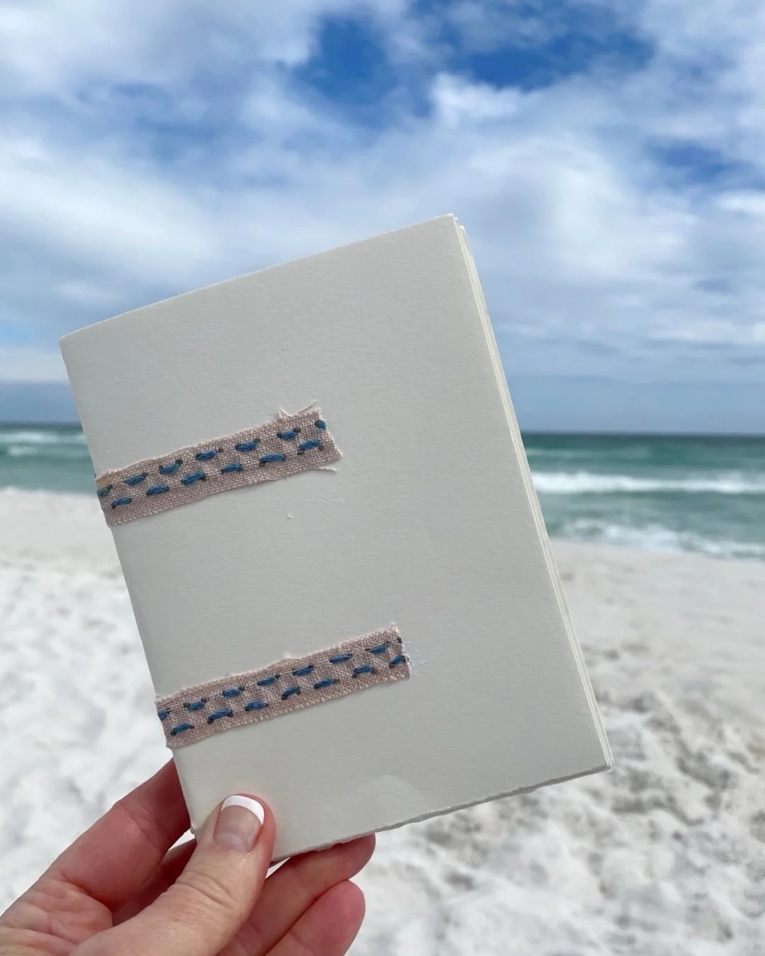 Bookmaking on vacation.  Thanks @pegandawl for the video on making a coverless journal.  I can&rsquo;t wait to make more. 😊

Cut the &ldquo;tapes&rdquo; from a vintage table runner. I liked that it had embroidery on it. 

#journal #bookbinding #cove