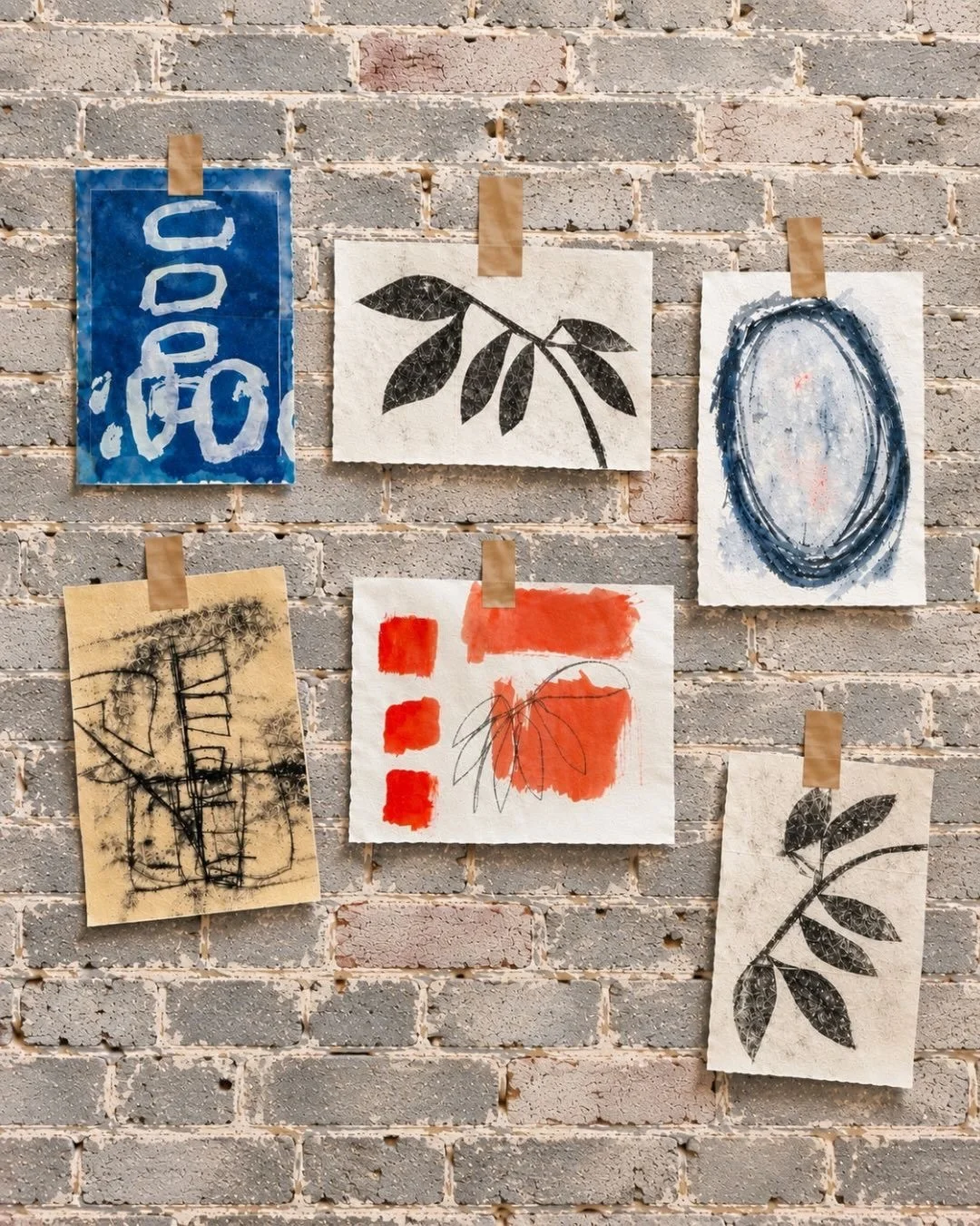 A few favorites from the last few days in Franklin, Tennessee, Experiments on Paper with @jeanneoliver. I loved getting to explore and play with new techniques...relaxing fun!

And such a good weekend made even better by my table mates, @heather_bale