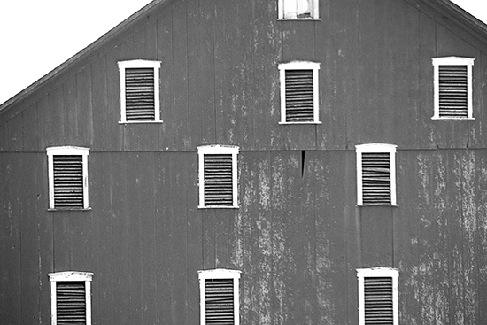 old grey barn in negley ohio cooked 1 16.jpg