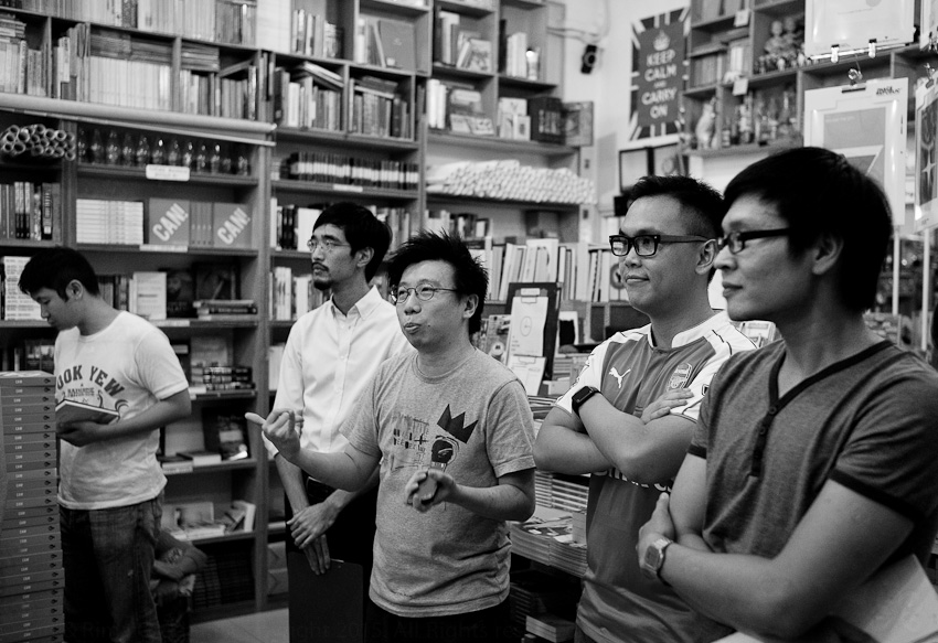  Kenny Leck introducing The Sixes with Joshua Ip, David Wong &amp;&nbsp;Hao Guang 