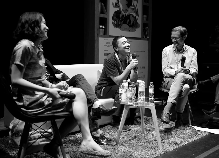Stephanie Ye, Daren Shiau, Ken Liu & Philip Holden