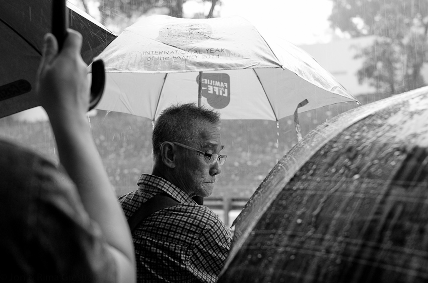  Waiting for the funeral procession on Kampung Bahru Rd 