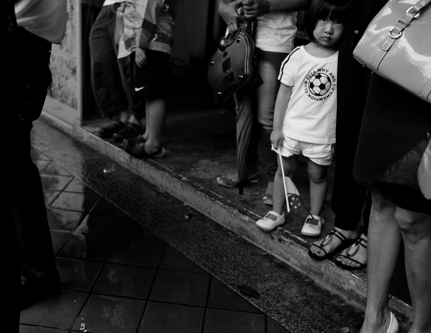  Waiting for the funeral procession on Kampung Bahru Rd 