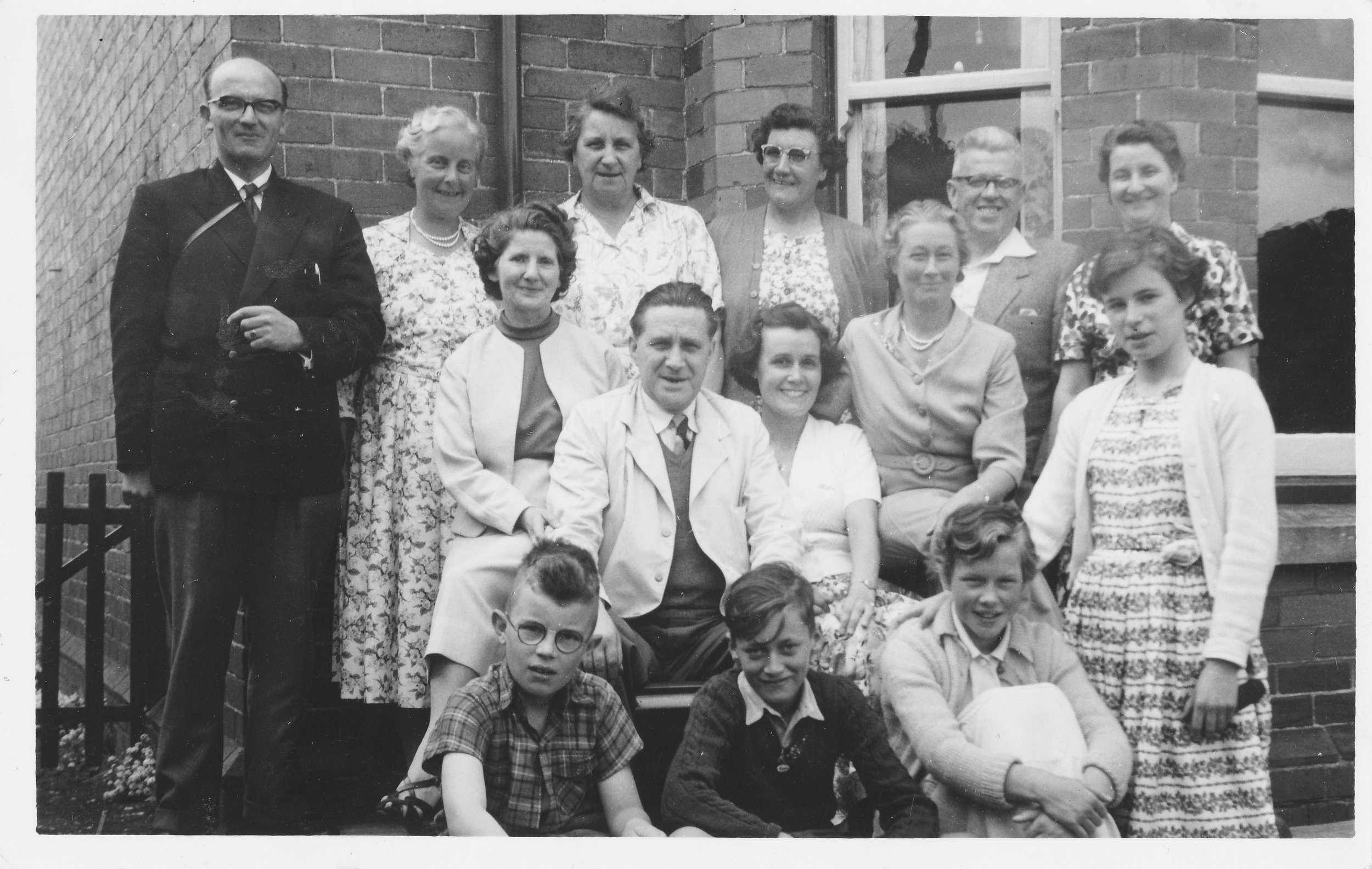 1954 Gill family friends.jpg
