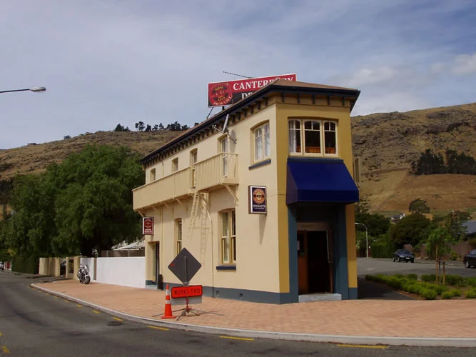 Heathcote Hotel in 2006
