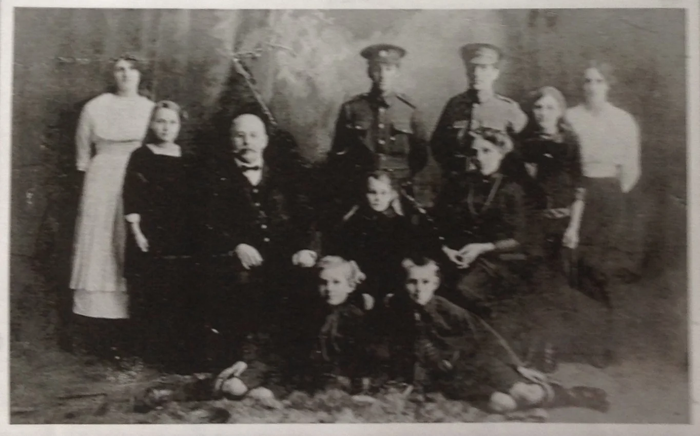 Edward Burr and Elizabeth Ann Foreman (nee Ford/Faull)) and their family