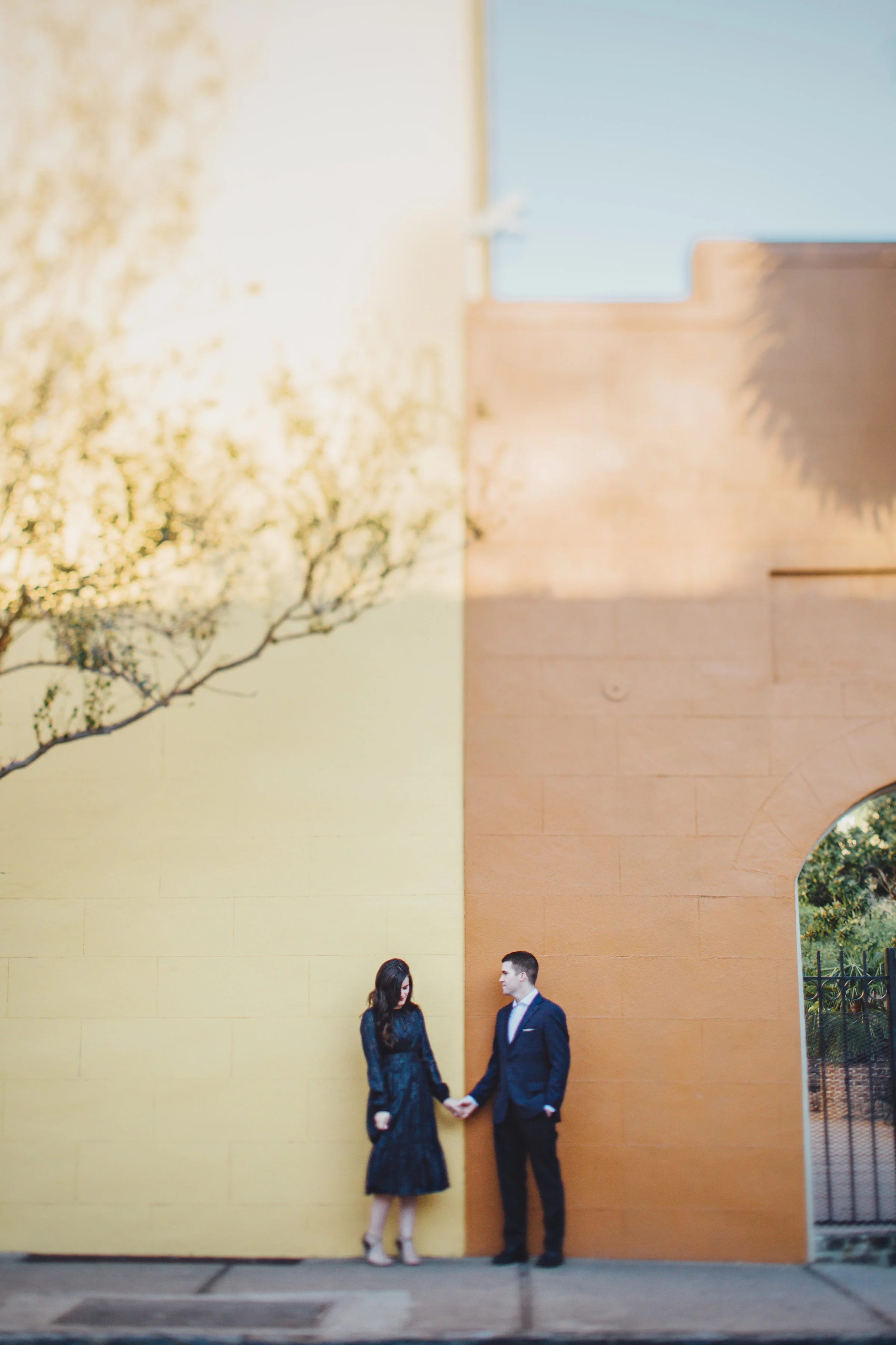 Historic-Downtown-Charleston-sc-couples-anniversary-portrait-photographer-13.jpg