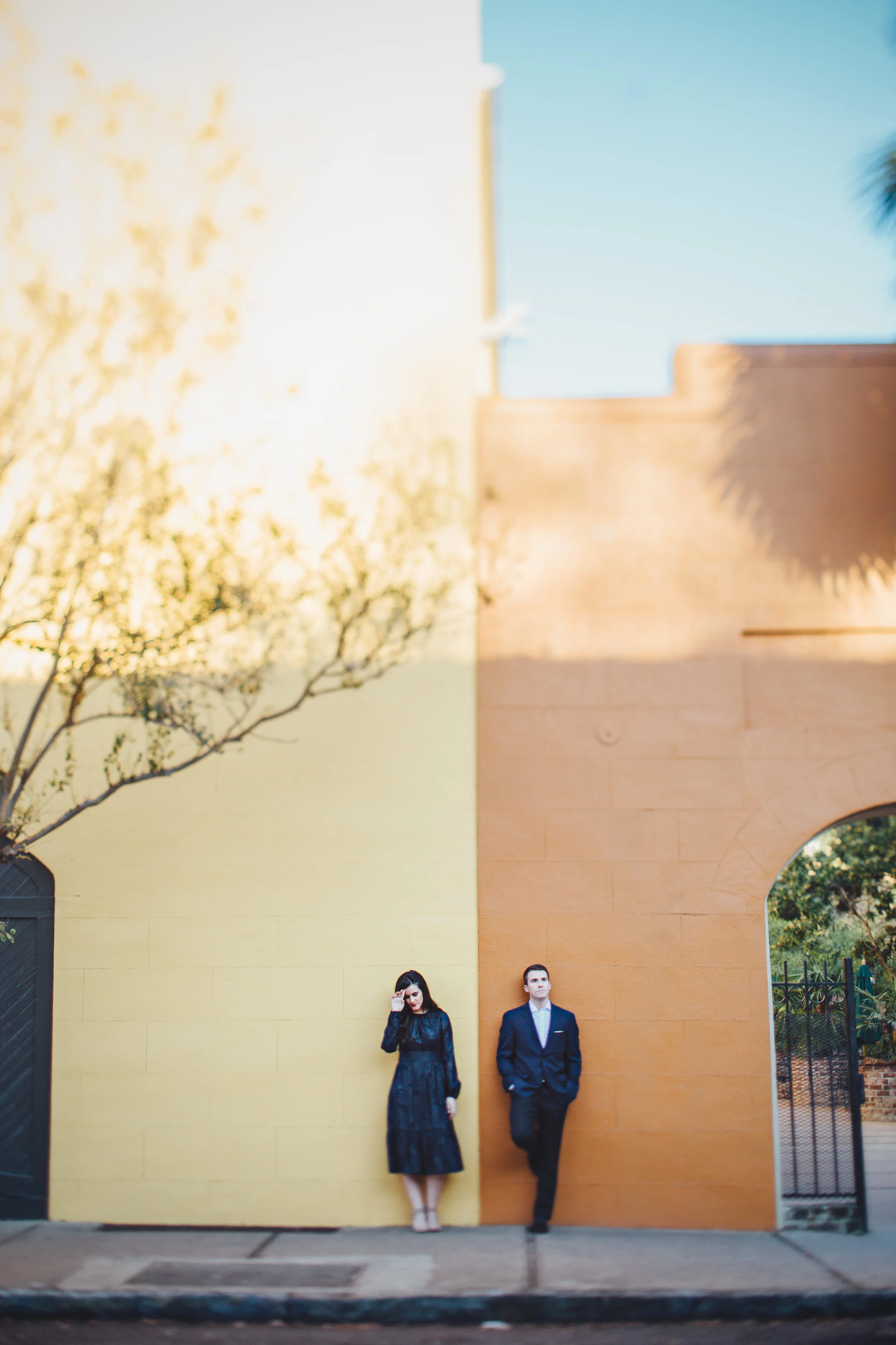 Historic-Downtown-Charleston-sc-couples-anniversary-portrait-photographer-12.jpg