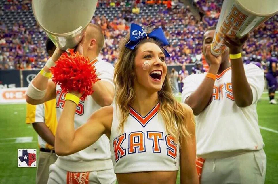 What It Takes To Be A Collegiate Cheerleader