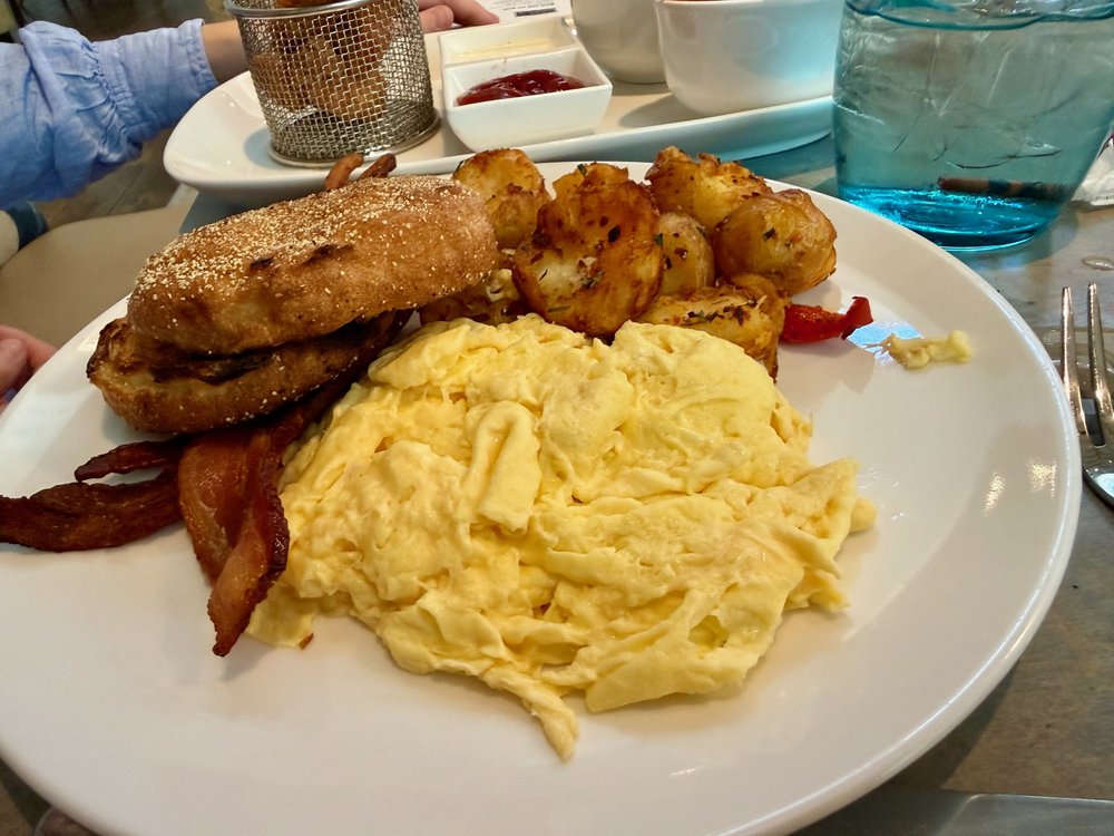 wojaug25_09 - 16.jpeg