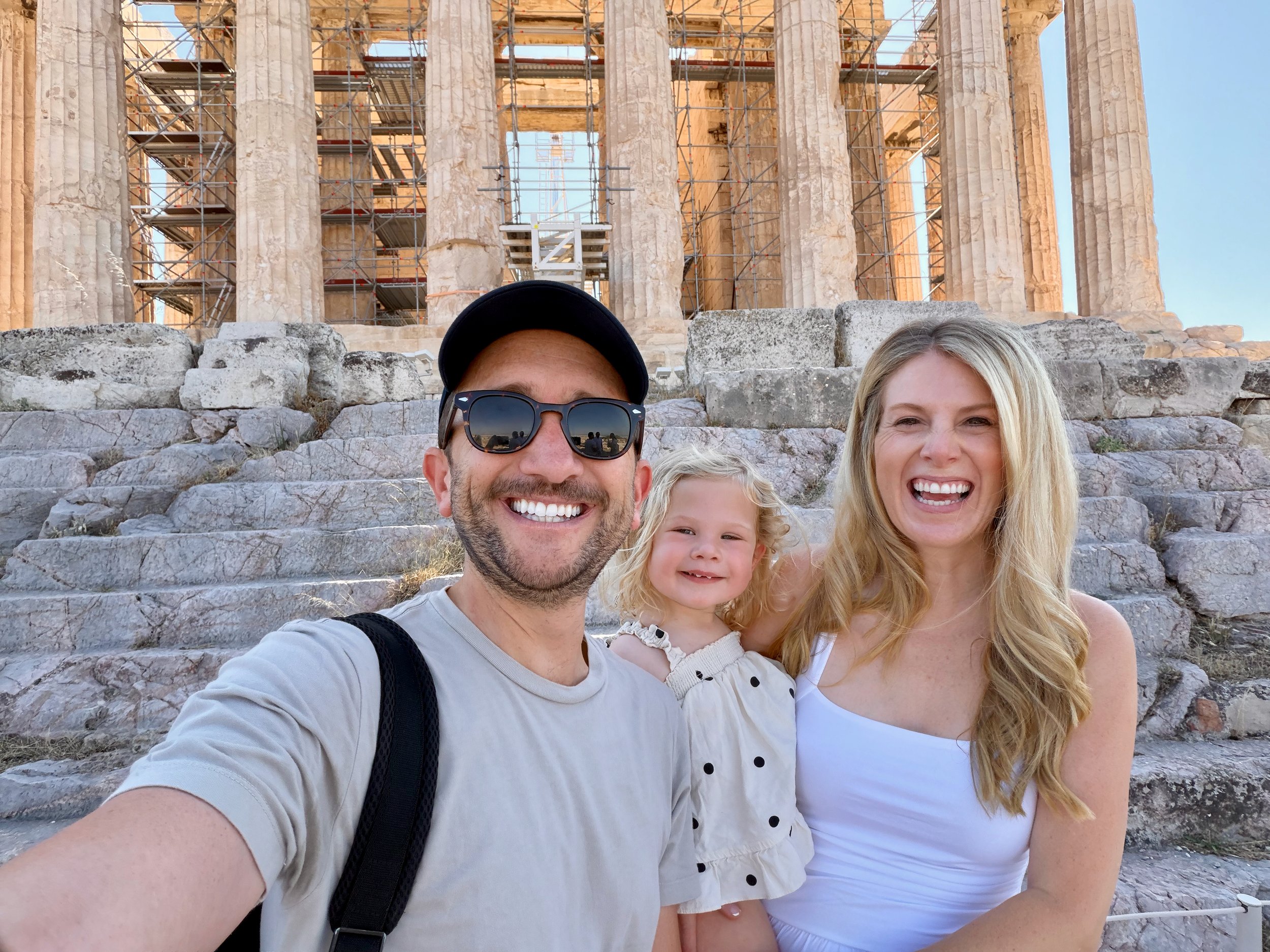 Elle Takes Europe 2026 - Day 13: Spartan Santas