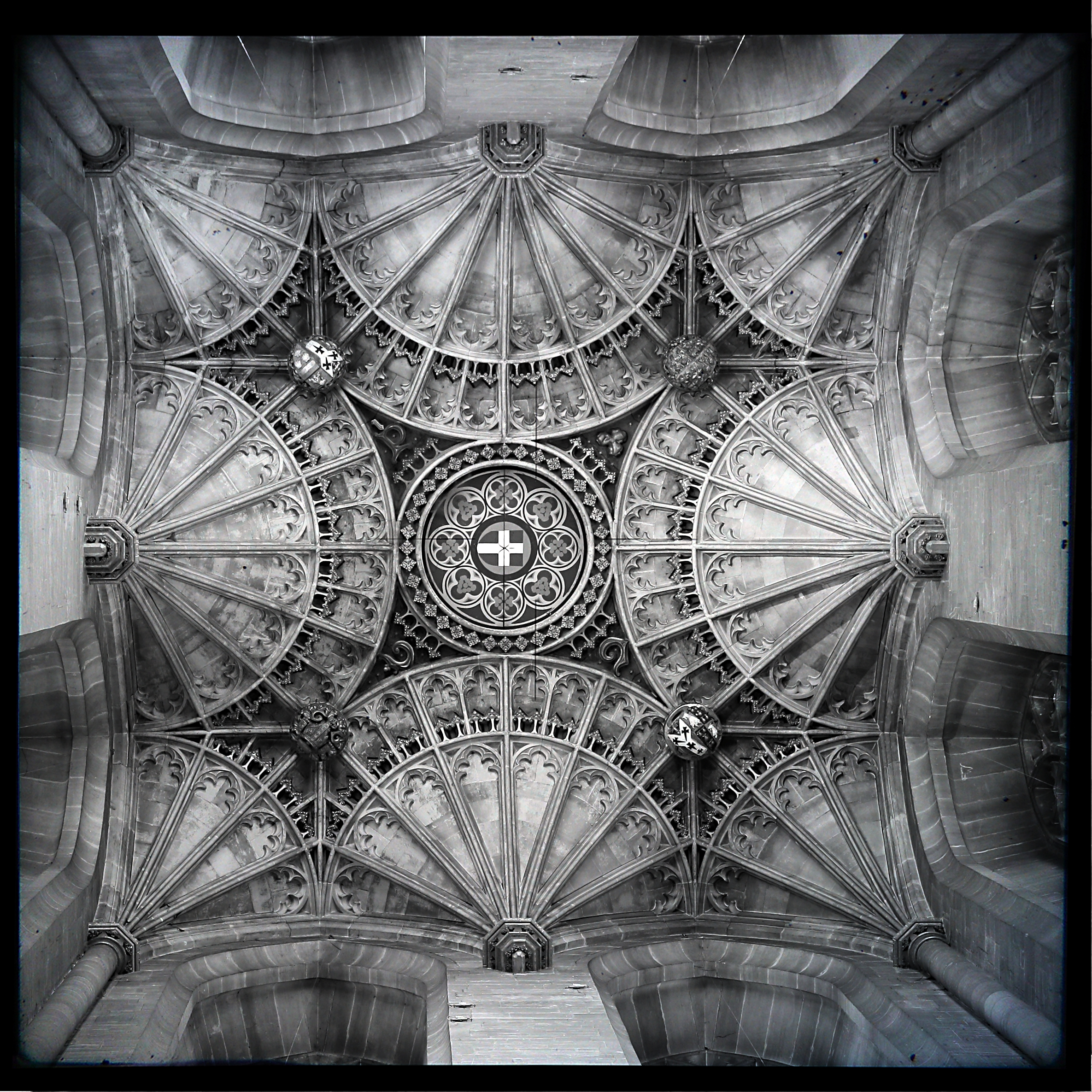 Cantebury Cathedral_Ceiling_TTV.jpg