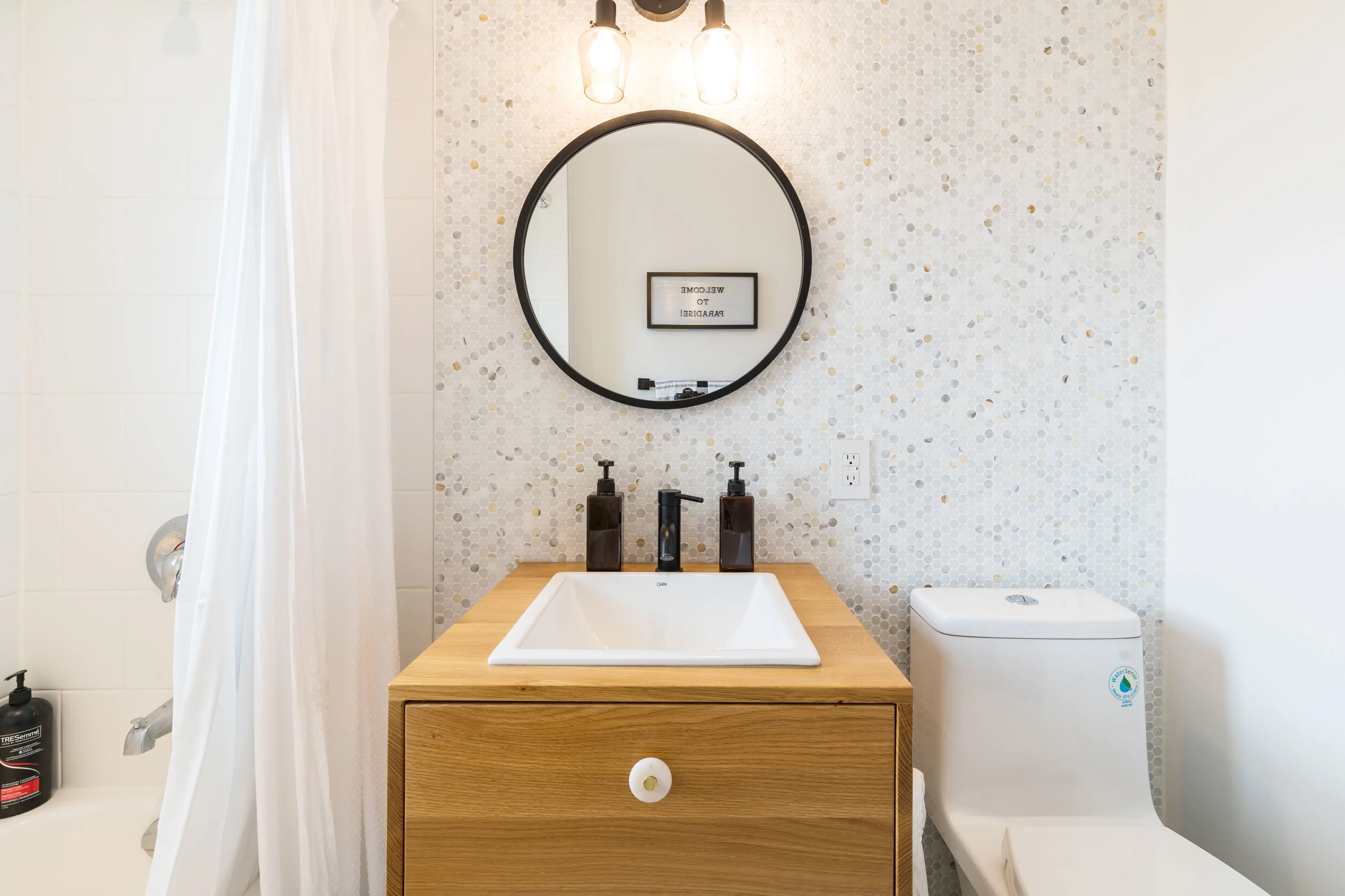 Modern tiled bathroom