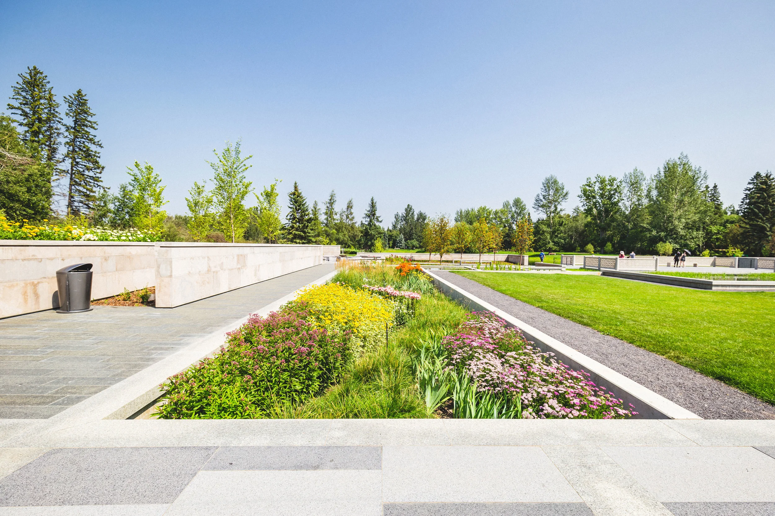Aga-Khan-Gardens-4.jpg