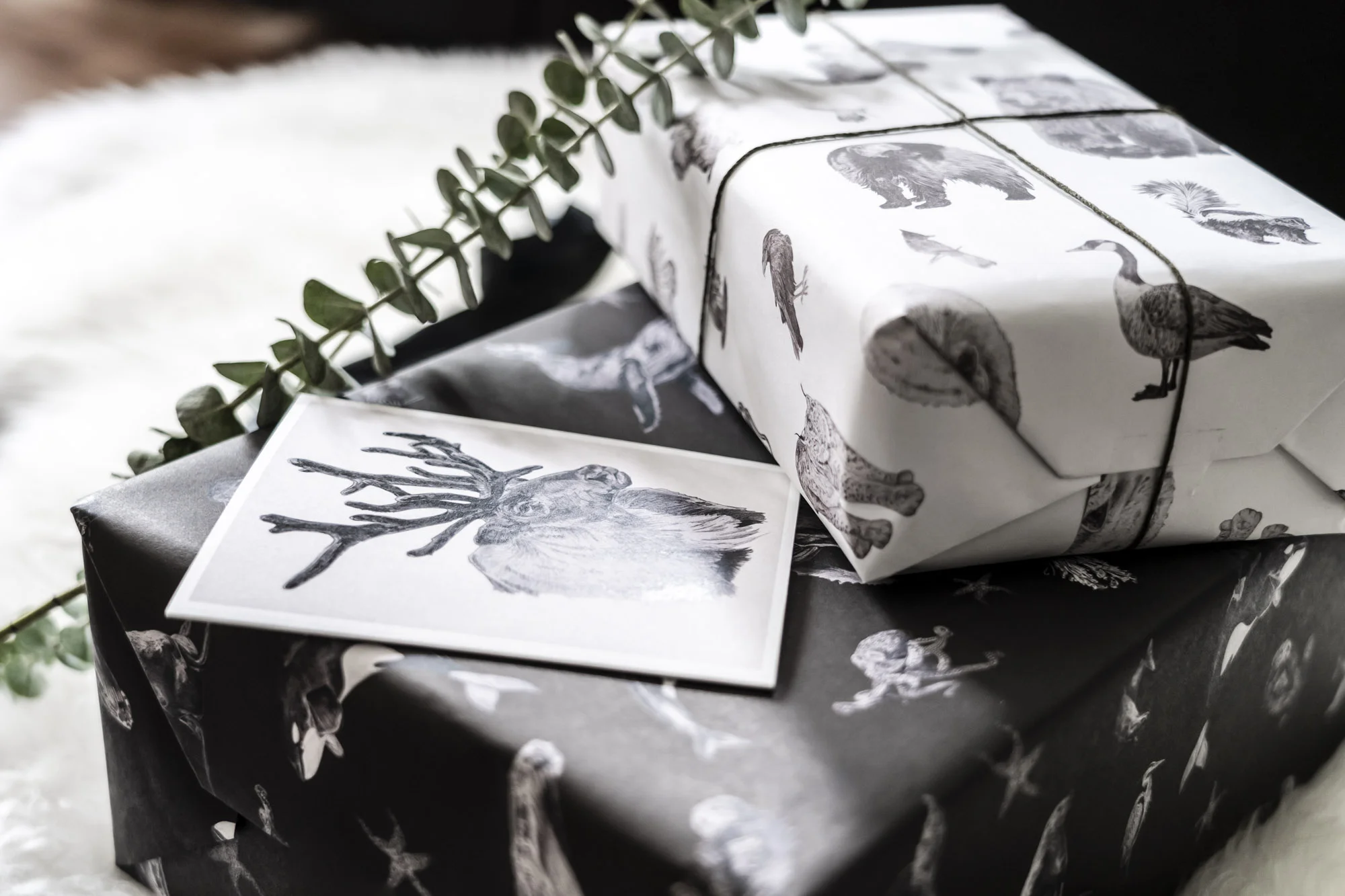 Holiday gift wrap