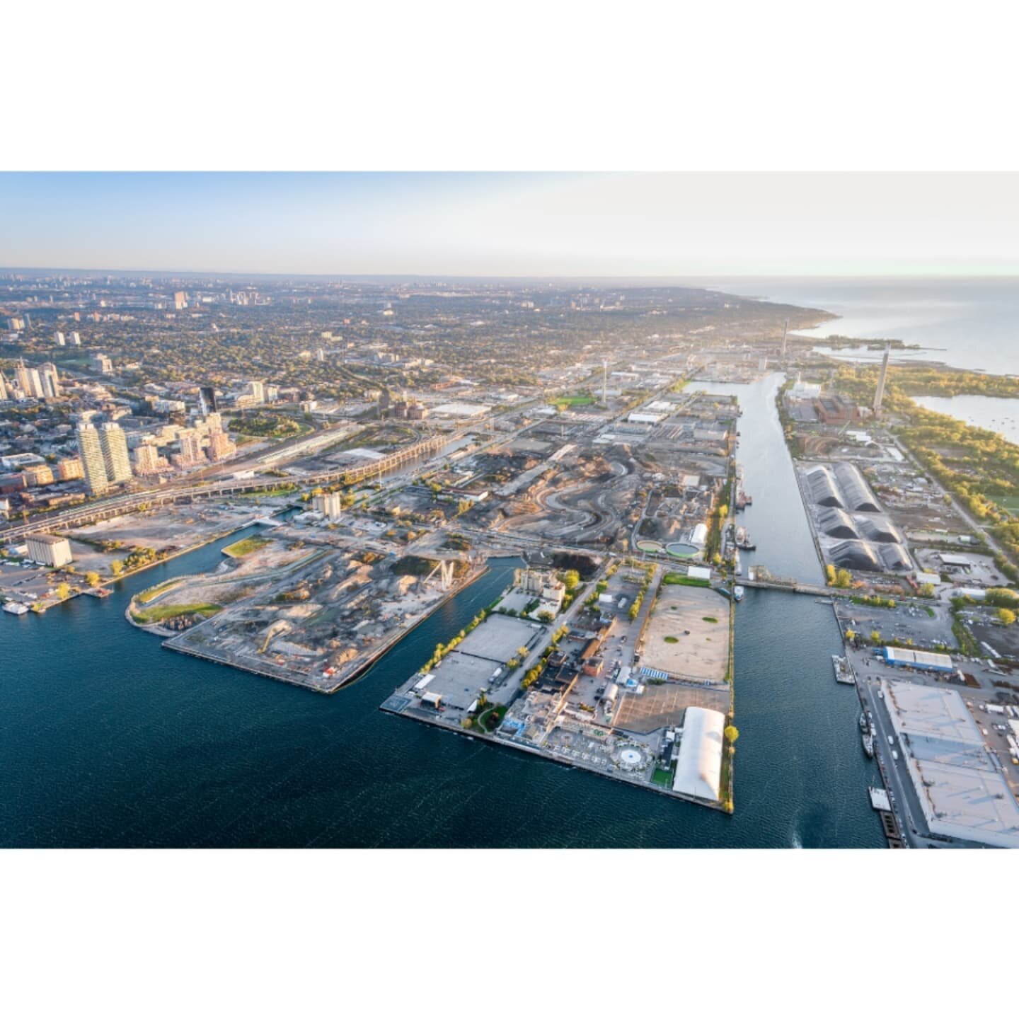 Aerial photos over the Port Lands &amp; EBF for @waterfront.to with @carolina_soderholm, flown by Dave @heliofaview
.
#aerialphotography #toronto #portlands