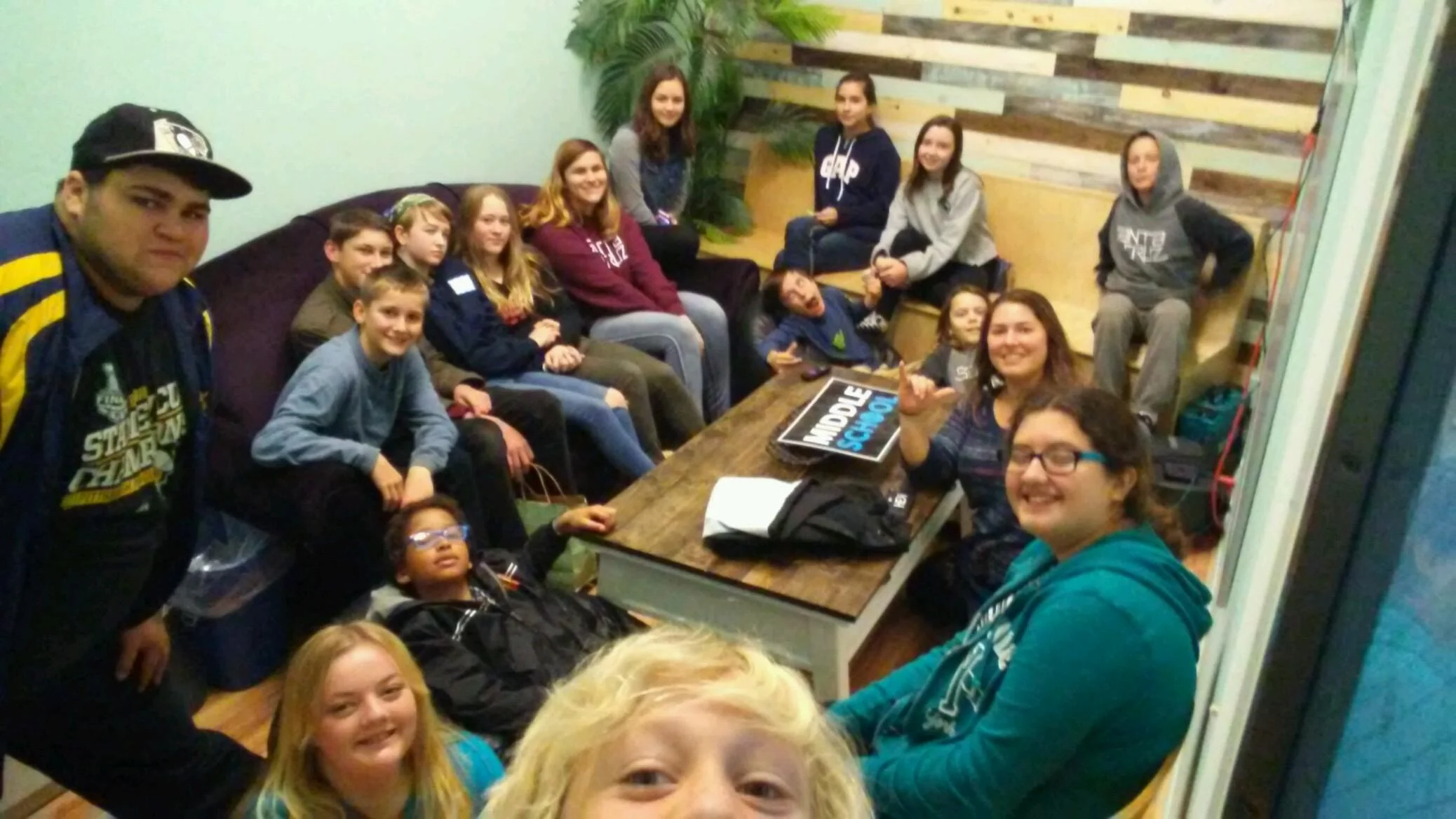 Volunteer Opportunities - MIDDLE SCHOOL HIGH SCHOOL.jpg