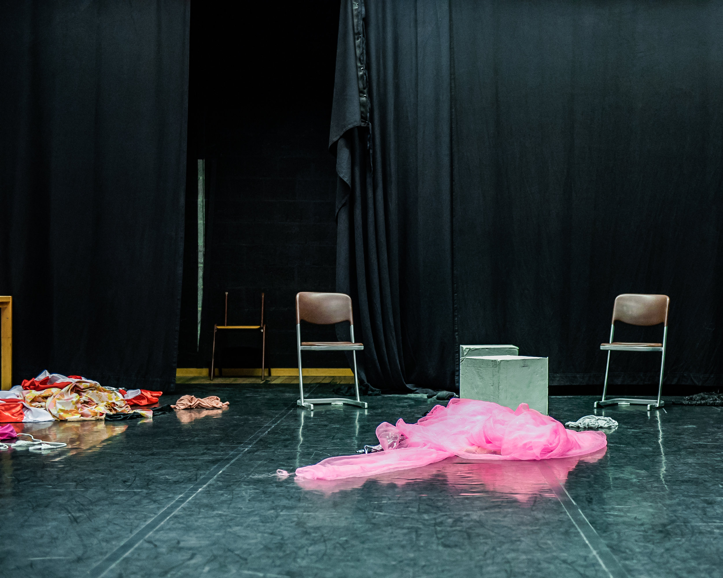 These are the incidental scenarios and imagined narratives of inanimate objects played out in the offstage dust and the dark, away from the intense reality of a performance. The protagonists are the discarded scenery and props who find thei
