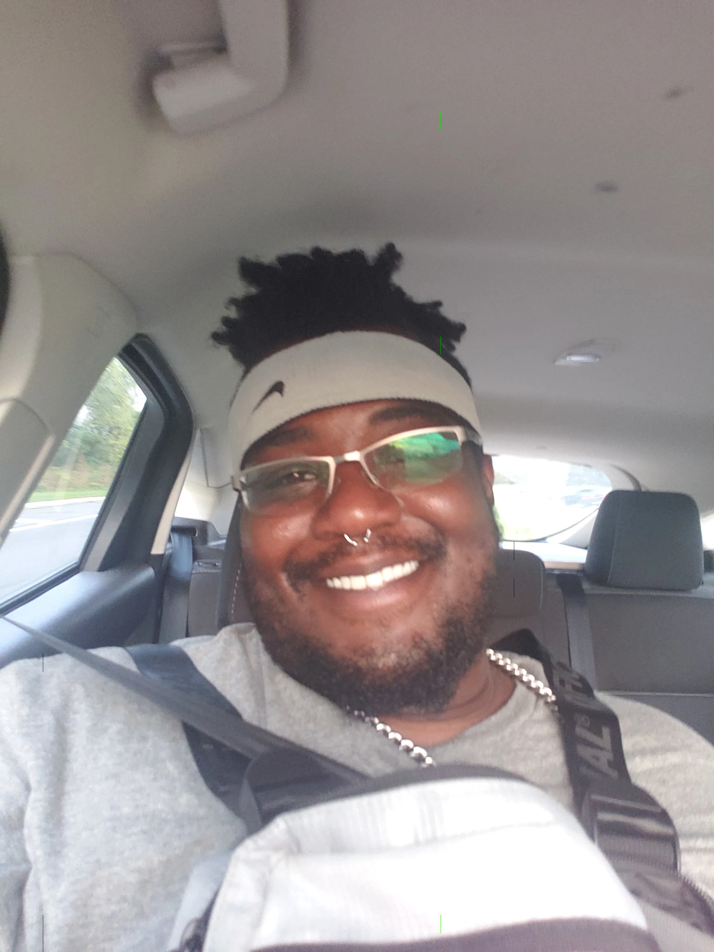 Heading home from the zoo, still comfy in my clothes after a hot day with lots of walking. The right clothes can make or break a day.