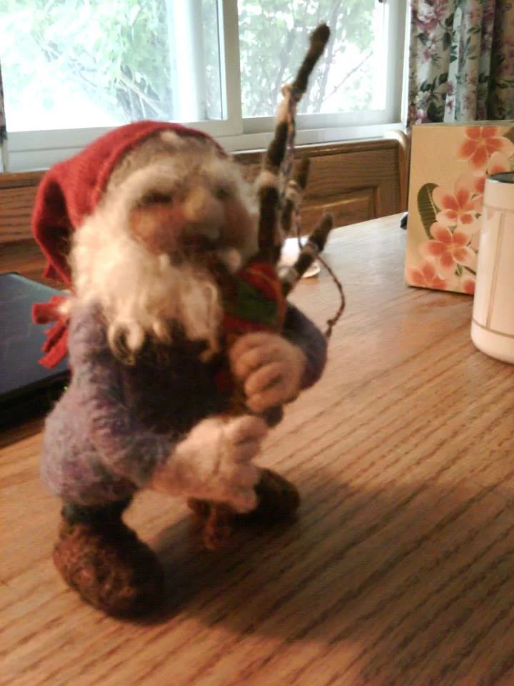 bagpiper gnome.jpg
