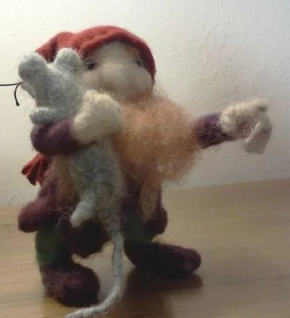 gnome and mouse.jpg