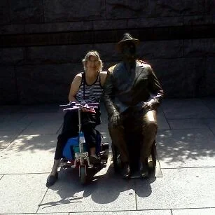 I have to say, Franklin was particularly hot that day. Very hot. Bronze statue in full sun. 