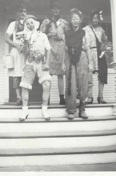 halloween 1946.jpg