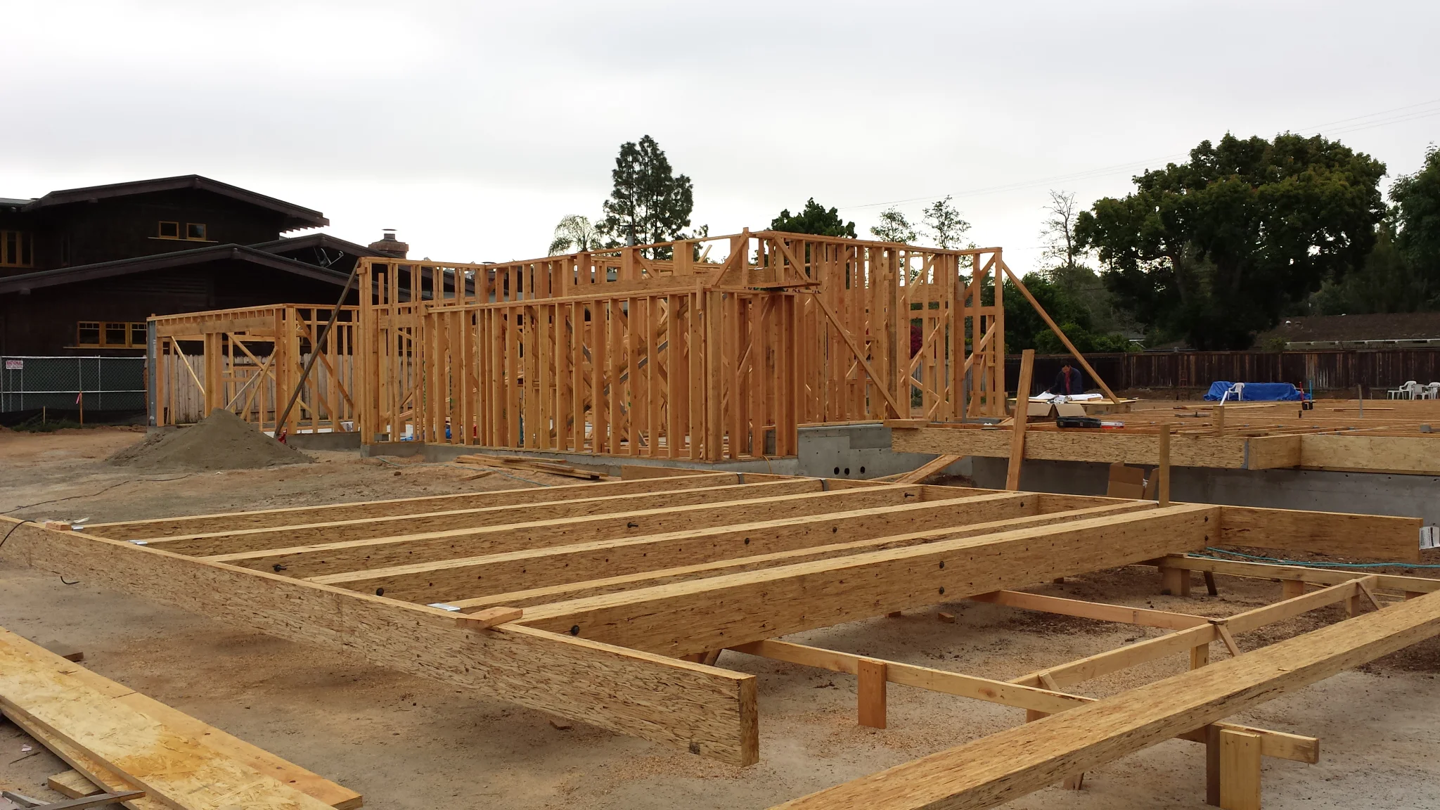 The roof under construction on platform.