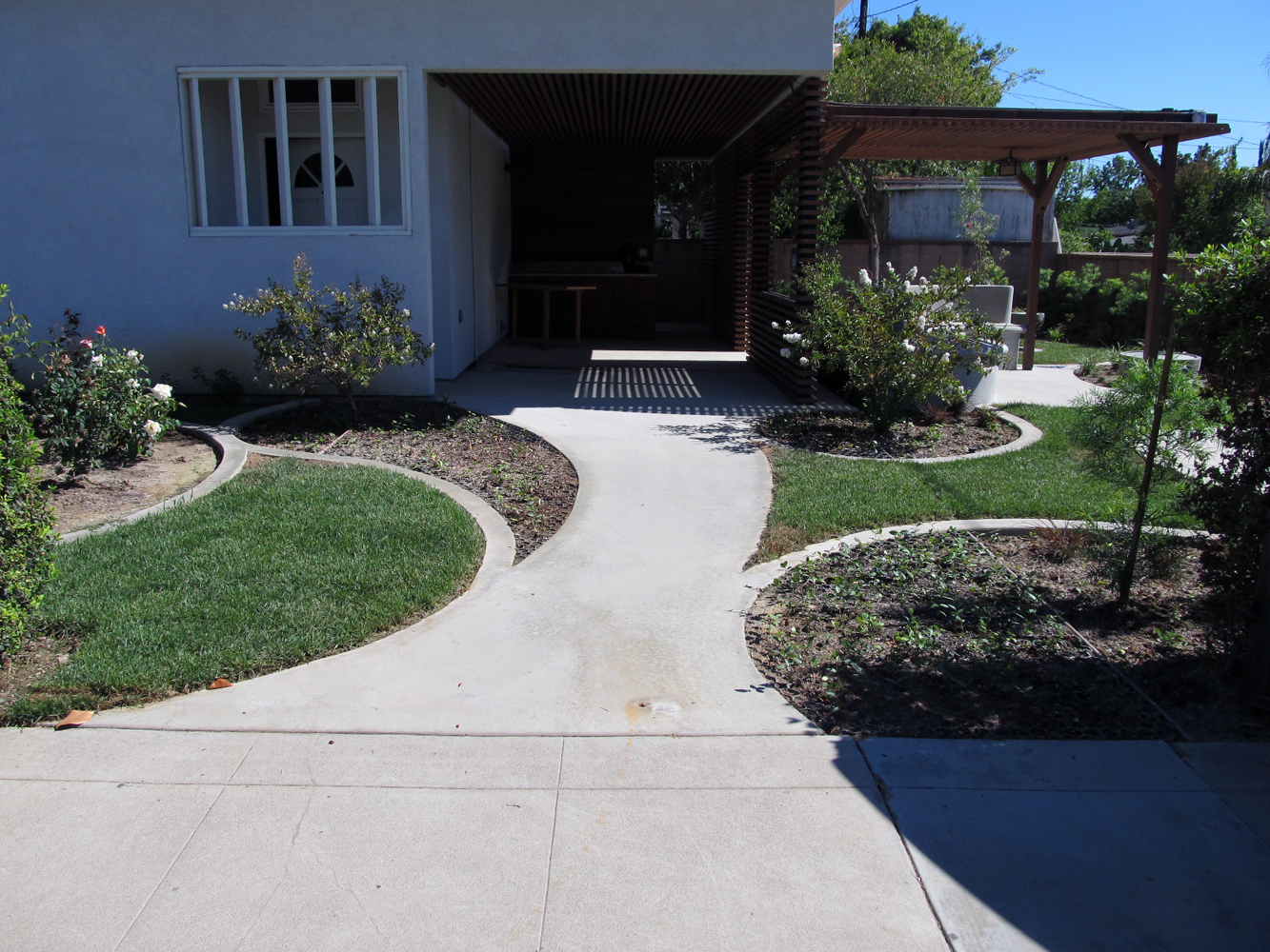 PERMEABLE DRIVEWAY