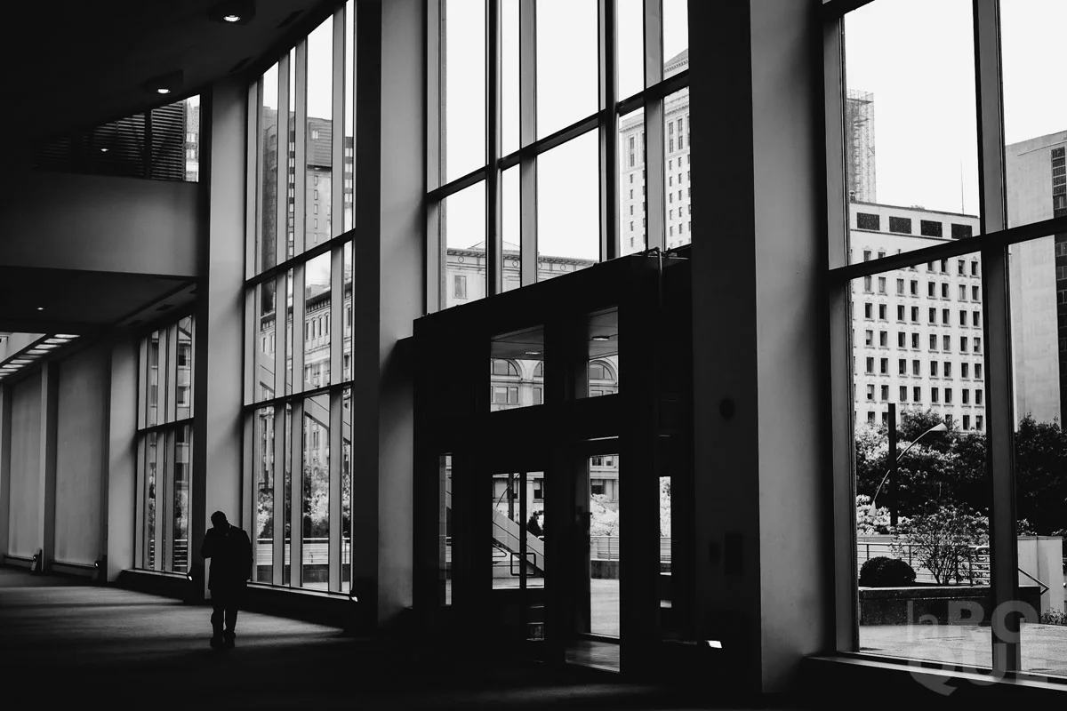 LAROQUE-shadow-montreal-04.jpg