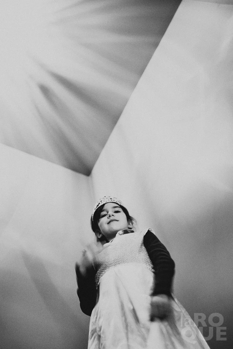 Héloïse in the stairwell. Christmas 2014.