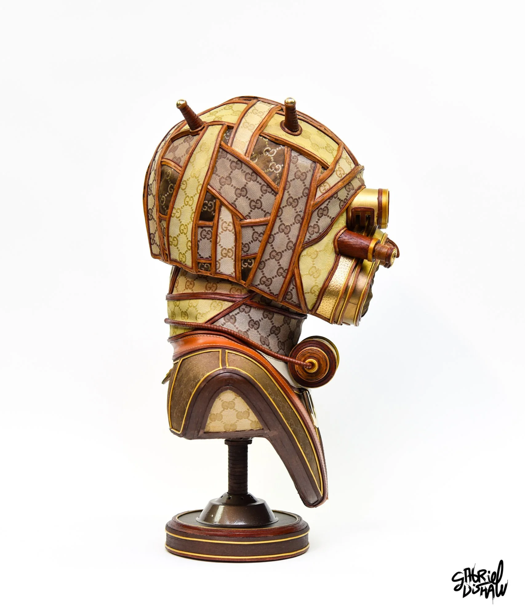 Gabriel-dishaw-tusken-couture-tusken-raider-sand-people-luxury-upcycled-cosplay-helmet-art-star-wars-gucci-07.jpg