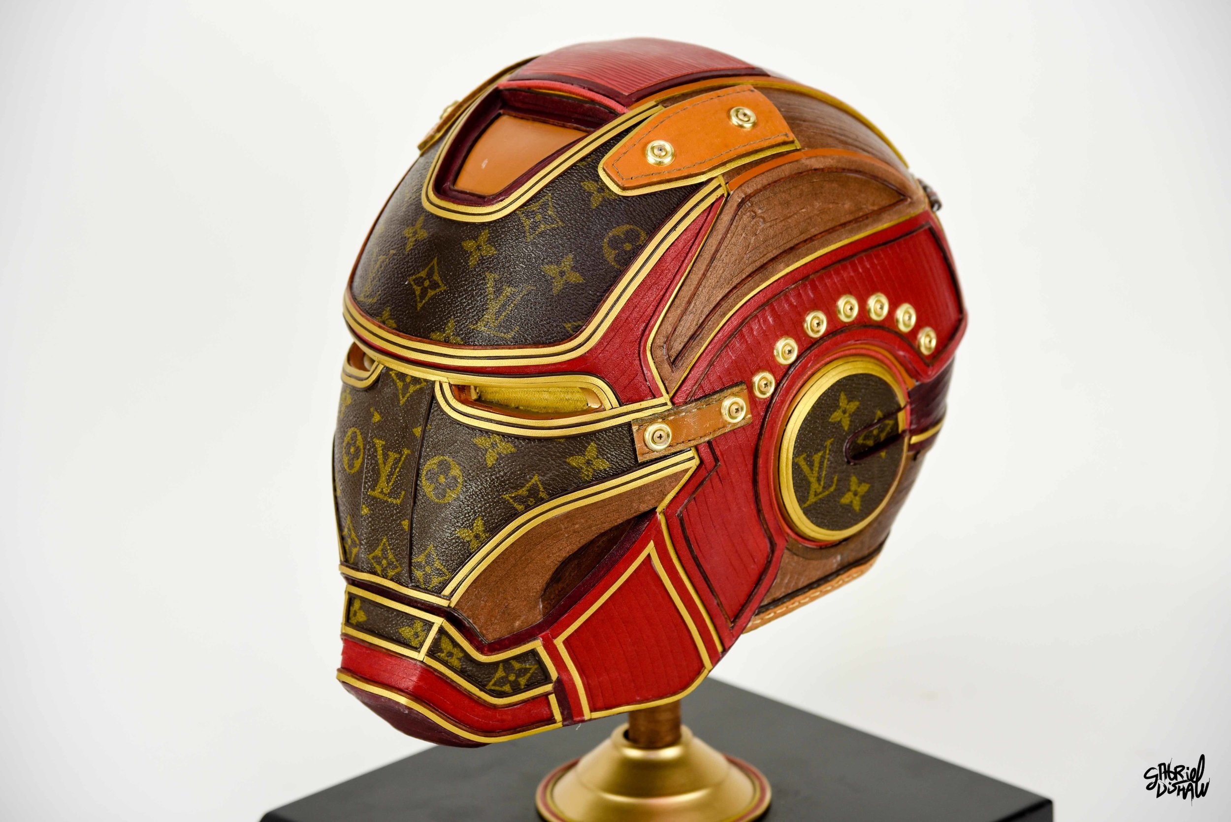 Designer Iron Man helmet by Gabriel Dishaw : r/marvelstudios