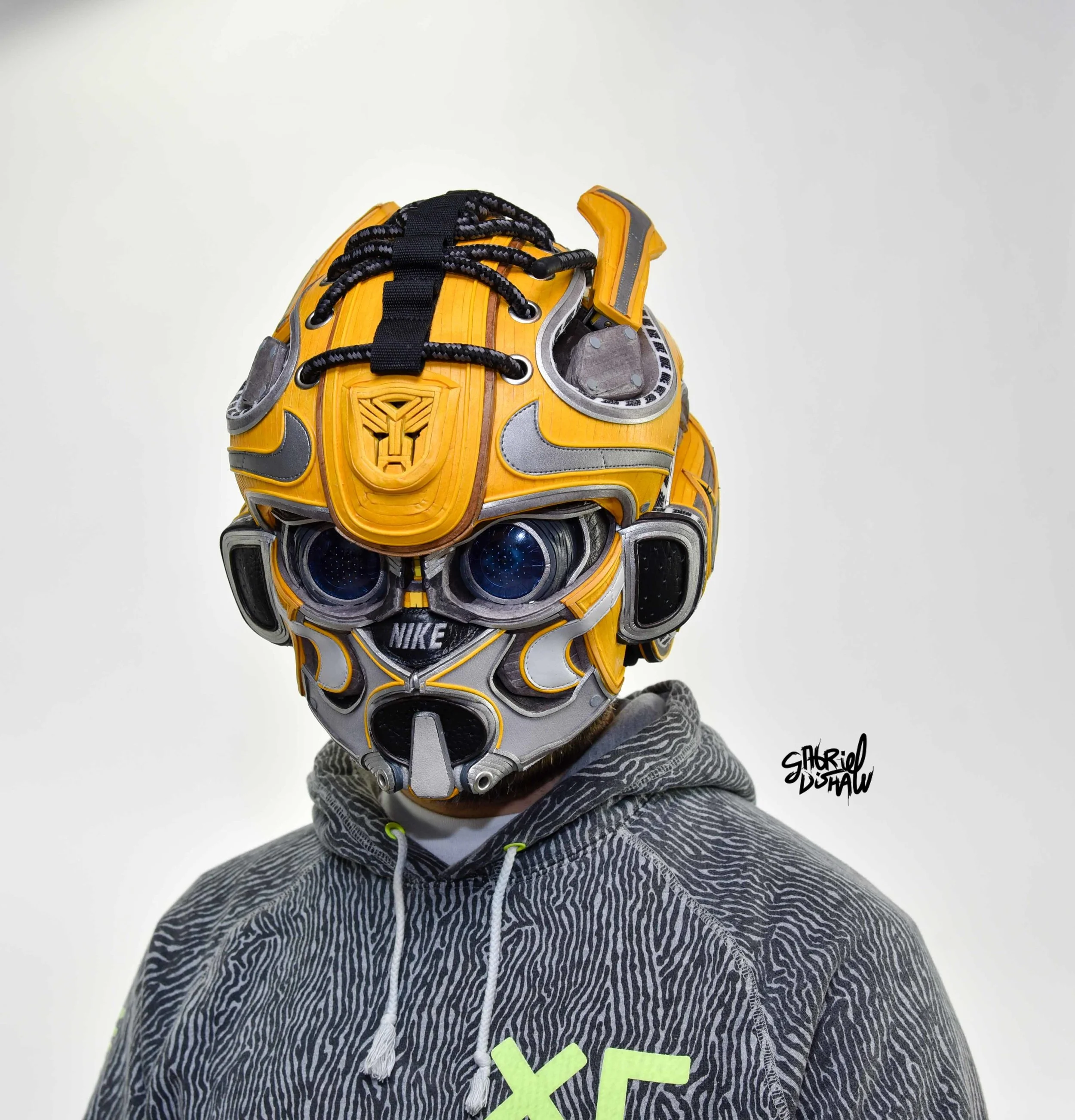 Gabriel Dishaw Bumblebee Swoosh-8657.jpg