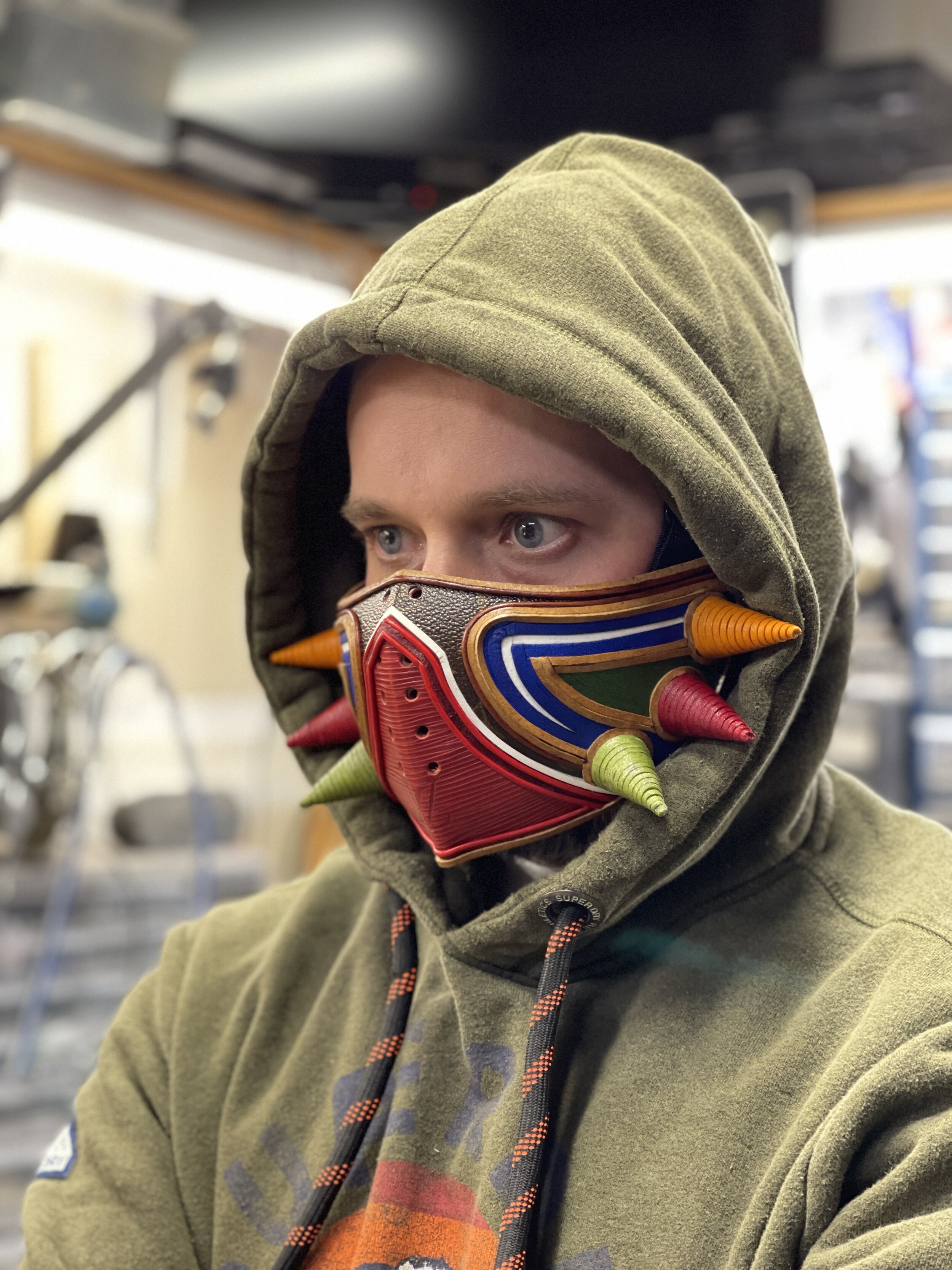 Mask made out of Louis Vuitton by gabrieljunkart : r/Metroid