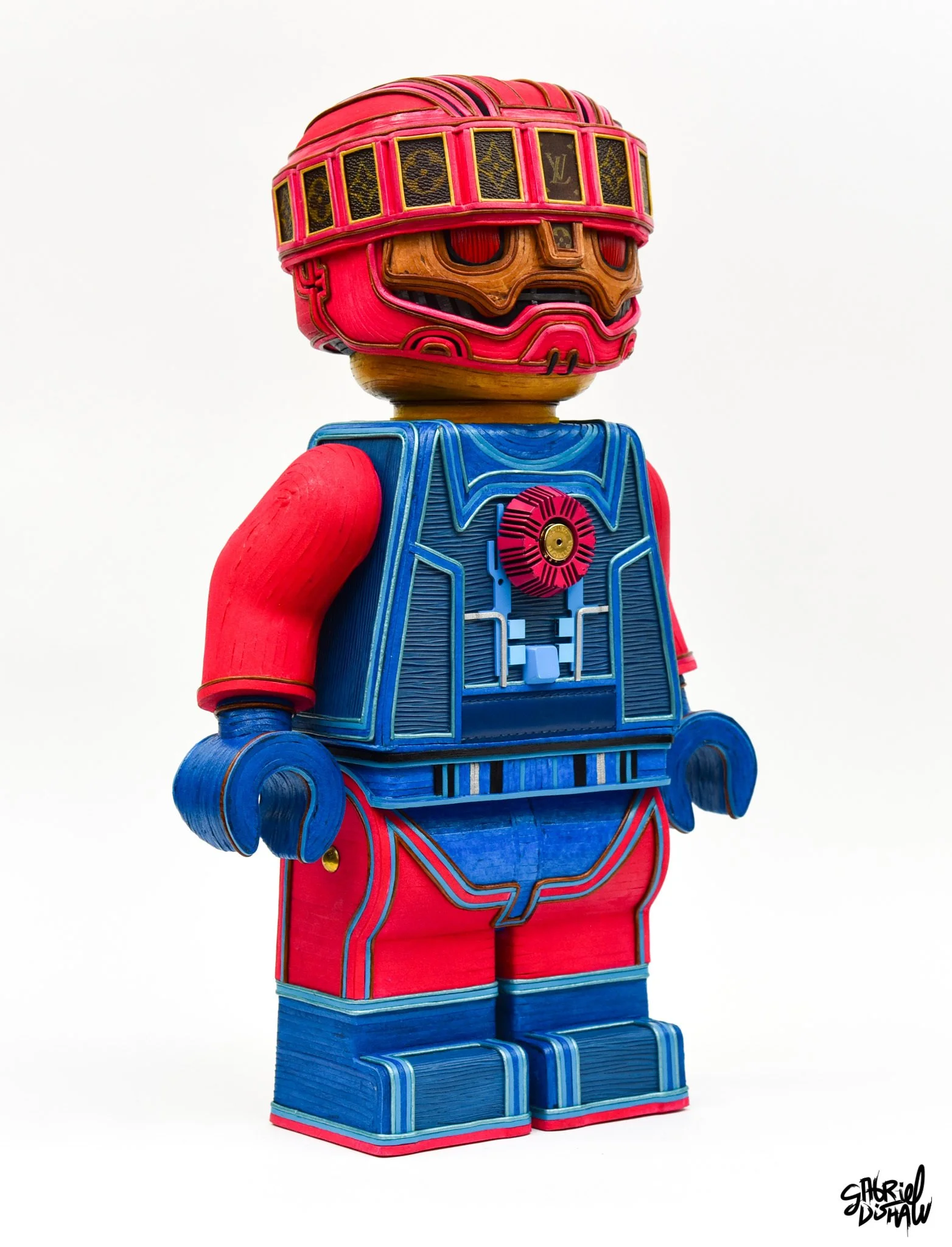 Gabriel Dishaw Lux Figure Sentinel-35.jpg
